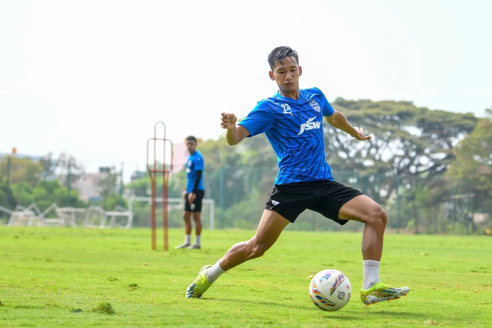 Has Lalremtluanga Fanai Extended His Contract with Bengaluru FC Until 2027/28?