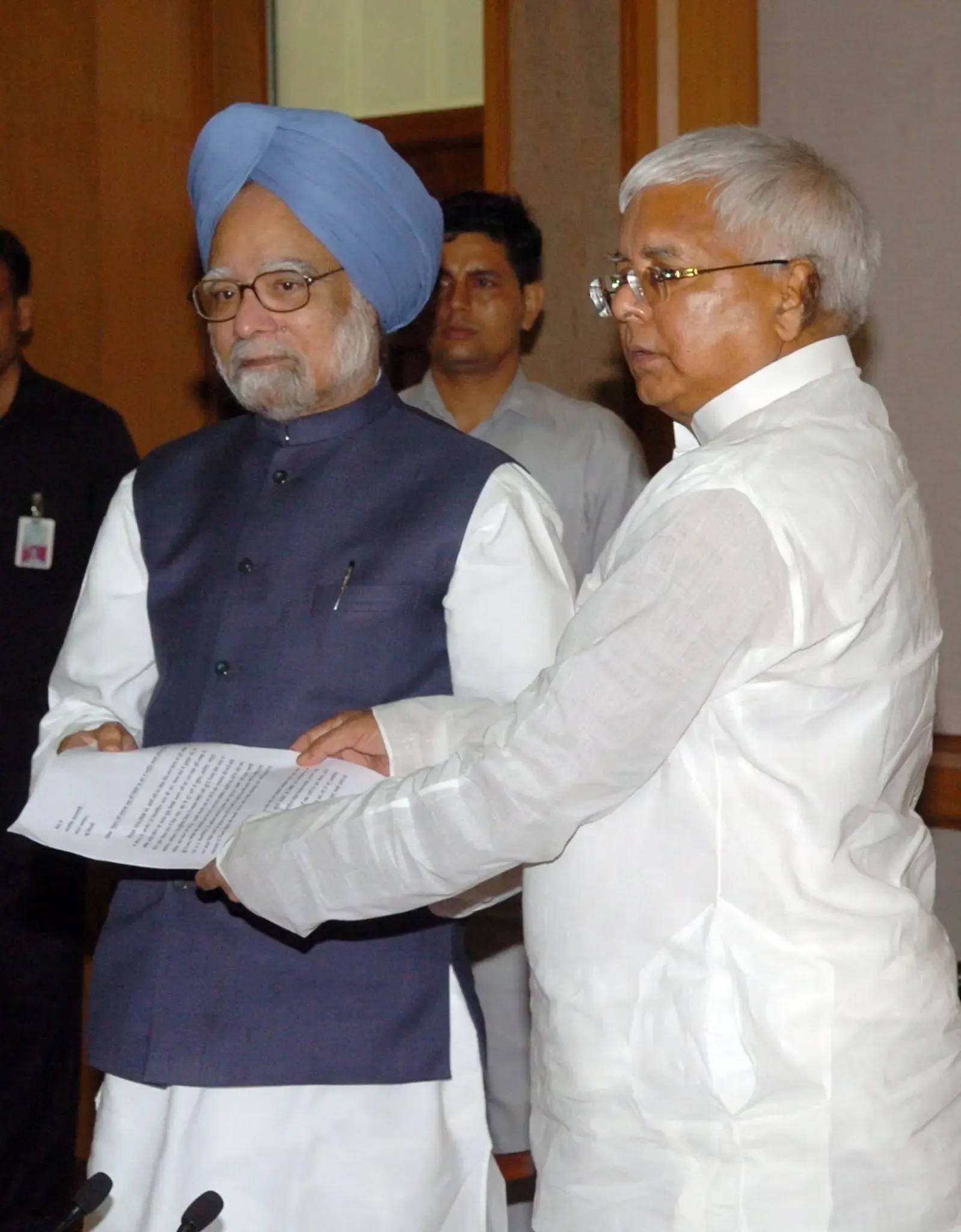 Lalu Prasad Mourns the Loss of Manmohan Singh, Calls it a 'Personal Tragedy'