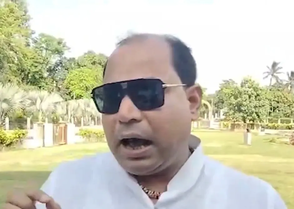 Is Lalu Prasad Yadav Misleading the Public with Socialism?