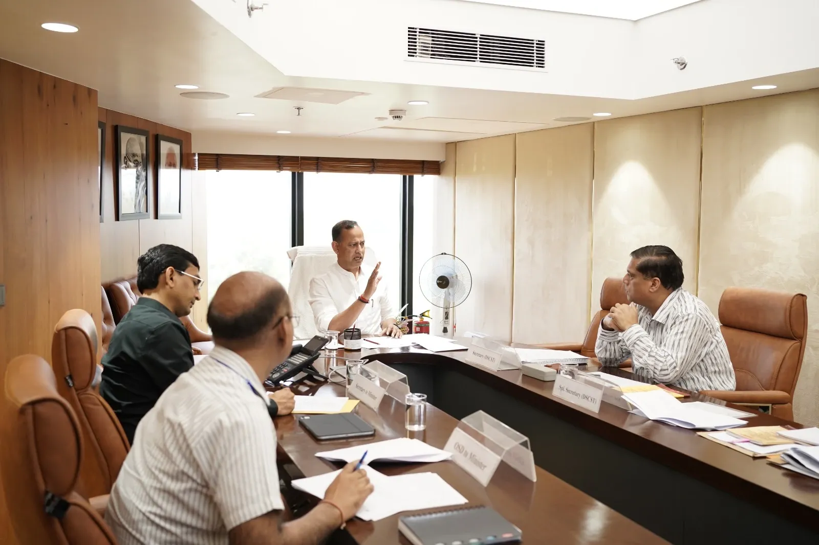 How Will Delhi Minister Launch a Campaign to Inform People About SC/ST Schemes?