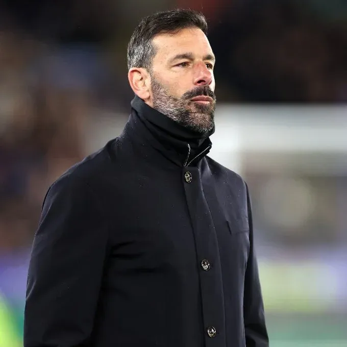 Did Leicester Say Goodbye to Coach Ruud Van Nistelrooy?
