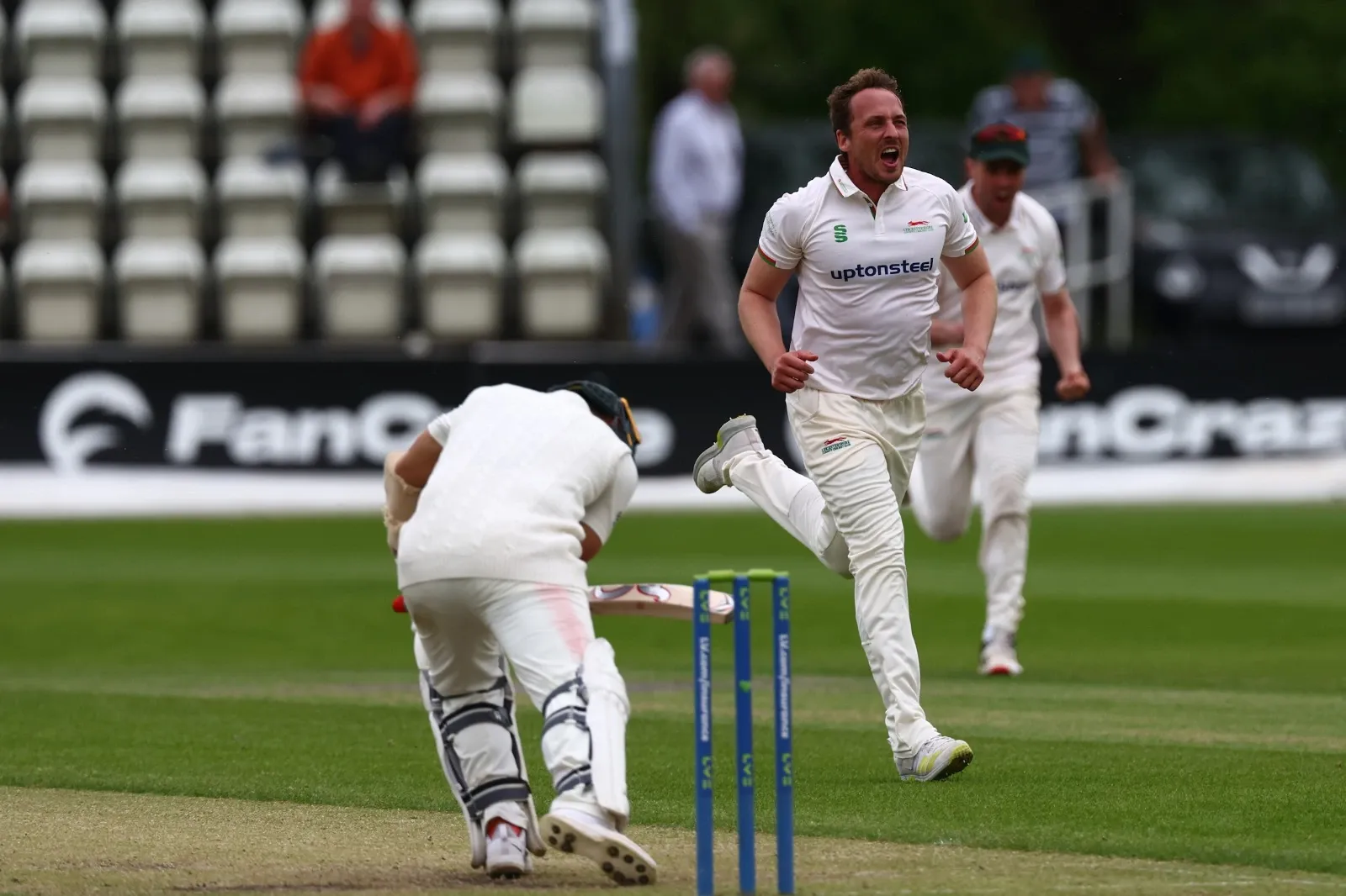 Have Leicestershire Secured Josh Davey and Jonny Tattersall on Three-Year Deals?