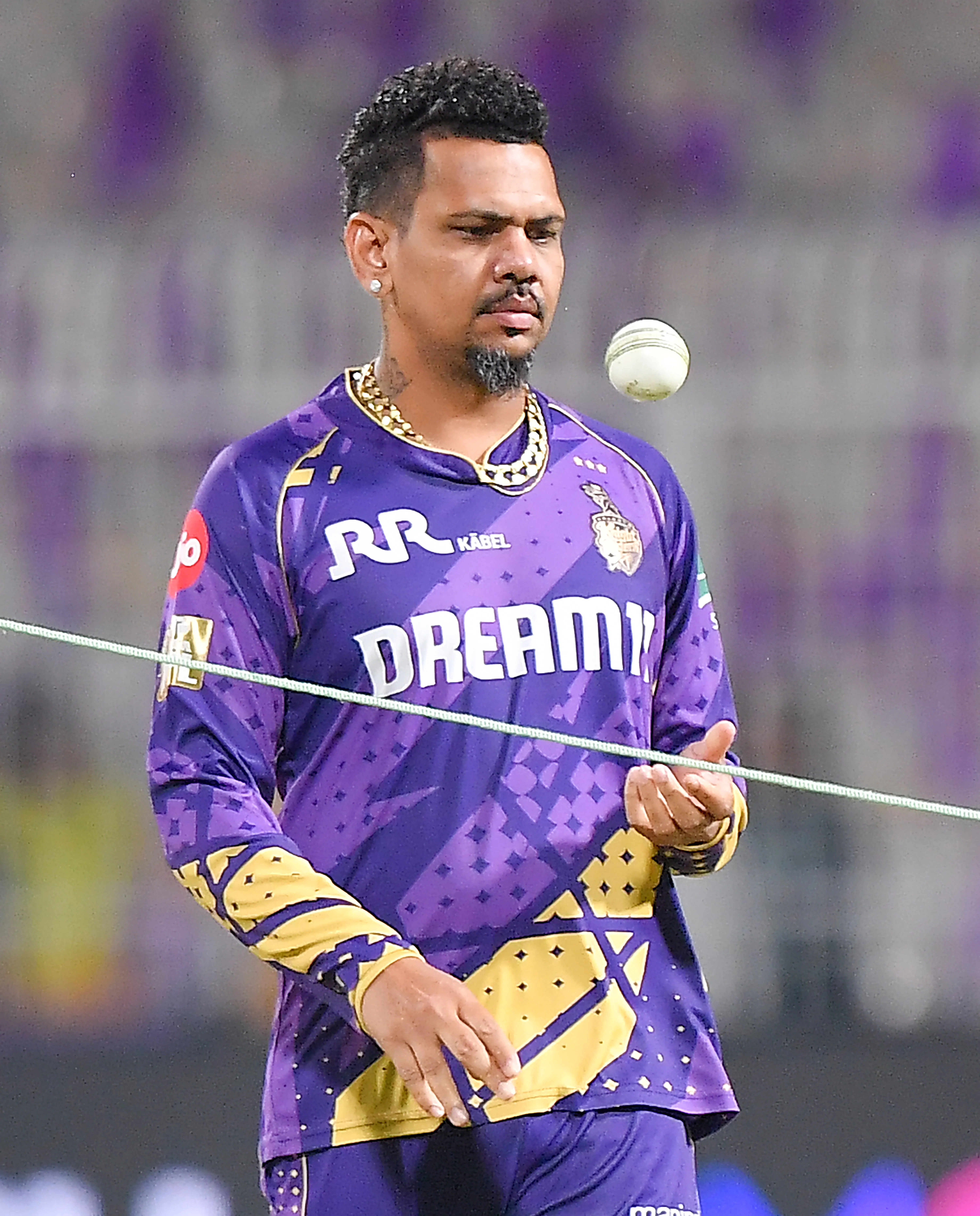 What Unique Challenges Await Sunil Narine at DSG?