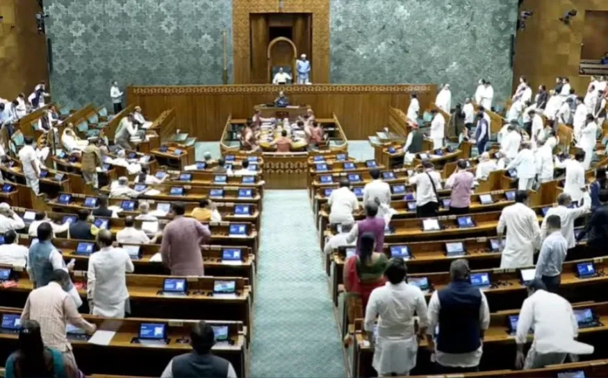 Why Was the LS Adjourned for the 3rd Time Amidst Opposition's SIR Outcry?