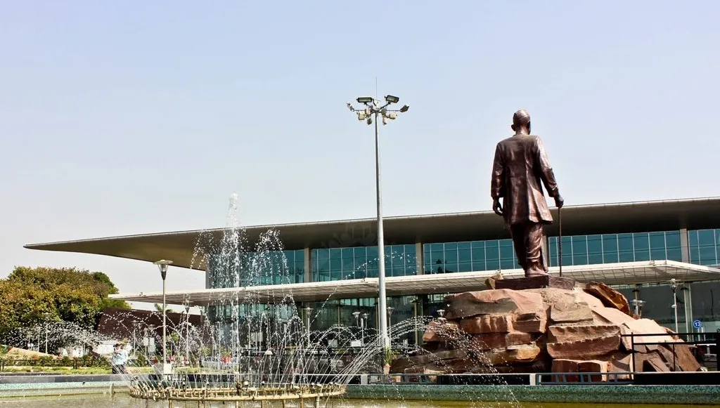 Chaudhary Charan Singh International Airport in Lucknow Sees Significant Rise in Passenger Numbers Surpassing 5.21 Million from April to December