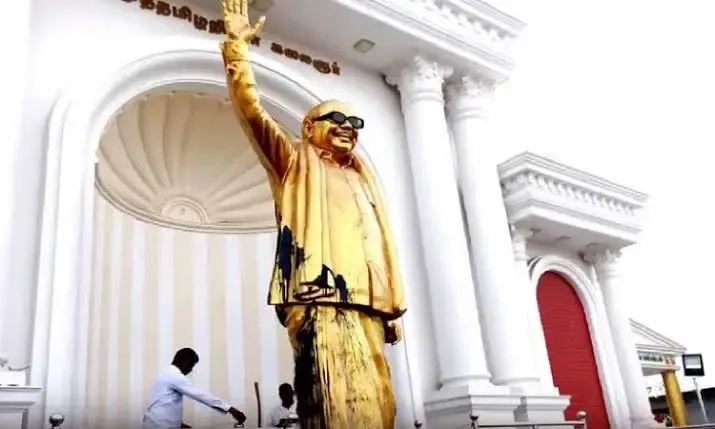 Why Was M. Karunanidhi's Statue Defaced in Tamil Nadu?