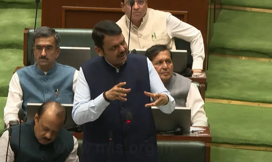 How Did the Maha Assembly React to Menstruation Checks for Girls in Thane?