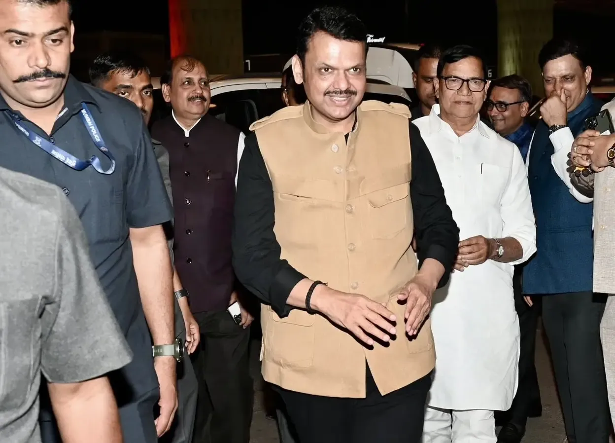 Maharashtra CM Fadnavis Heads to Davos for World Economic Forum