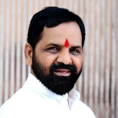 Will the Maha Government Ban Artificial Flowers?