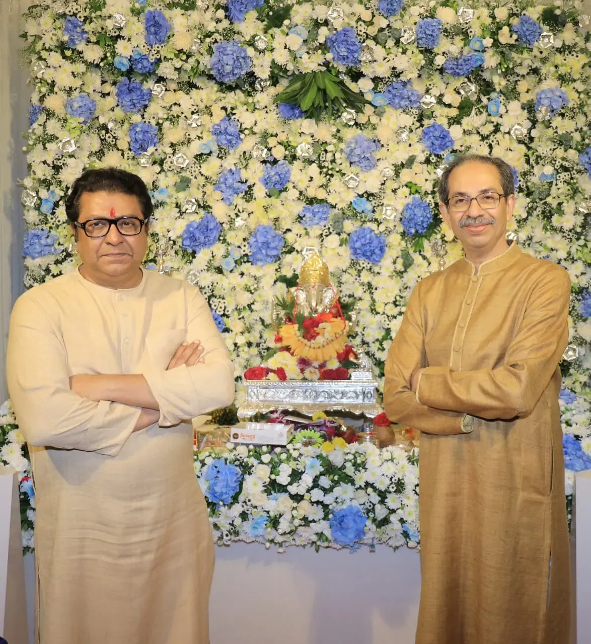 क्या 20 साल बाद राज ठाकरे के घर पहुंचे उद्धव ठाकरे? 'शिवतीर्थ' में किए गणपति बप्पा के दर्शन