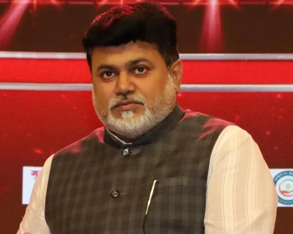 Is Maharashtra Leading the Way in Implementing Davos MoUs?