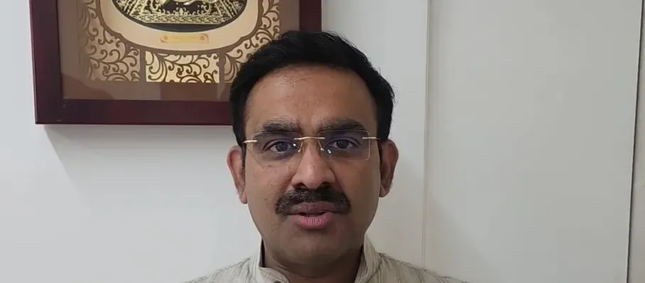 क्या महाराष्ट्र में मराठी भाषा को अनिवार्य रूप से बढ़ावा दिया जा रहा है?