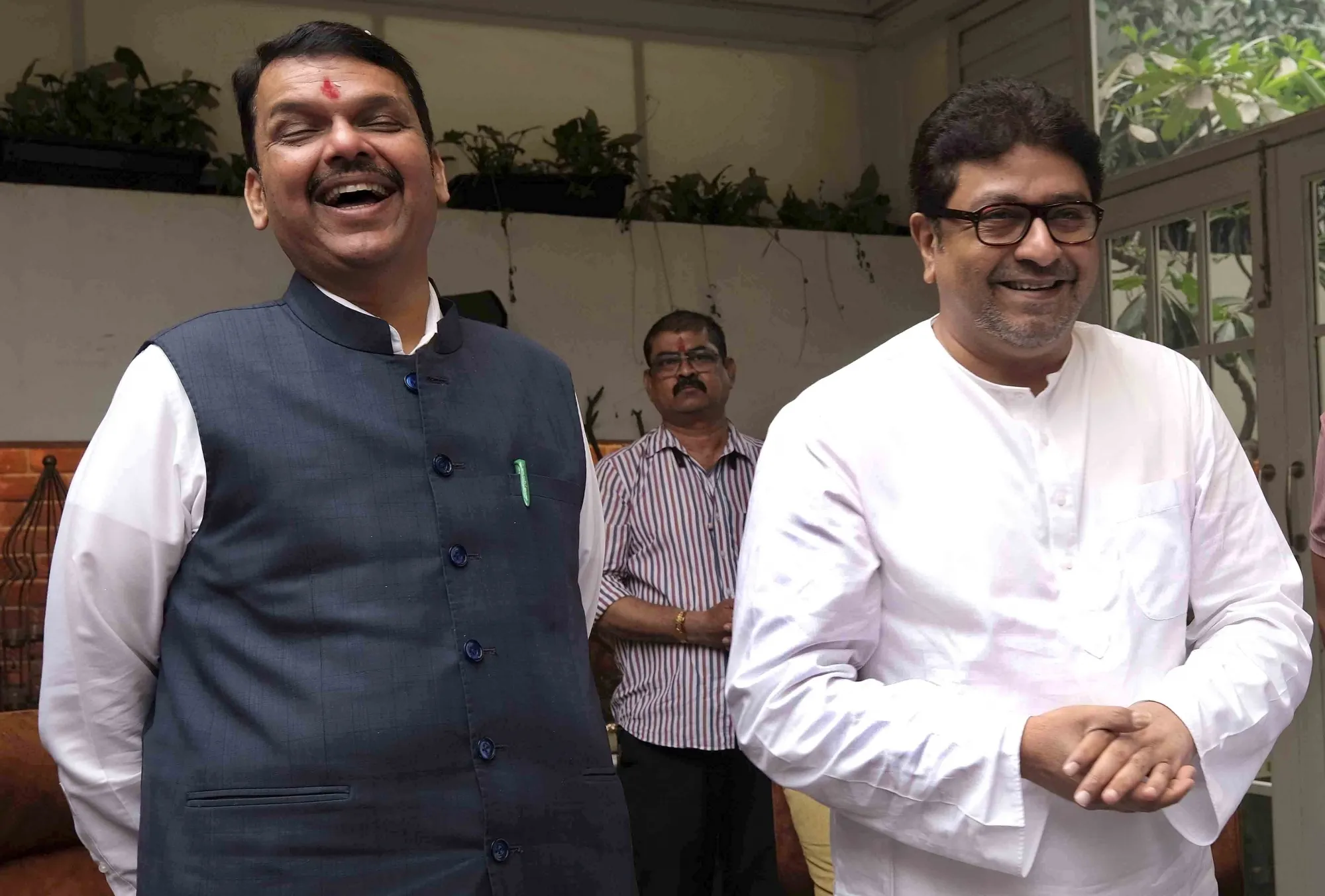 क्या राज ठाकरे ने मुख्यमंत्री देवेंद्र फडणवीस से नगर नियोजन और ट्रैफिक जाम पर चर्चा की?