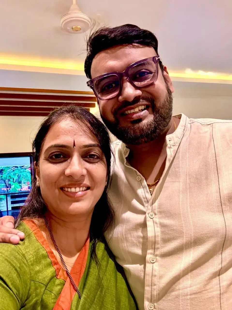 क्या पुणे रेव पार्टी में पति की गिरफ्तारी पर रोहिणी खडसे ने कानून पर भरोसा जताया?