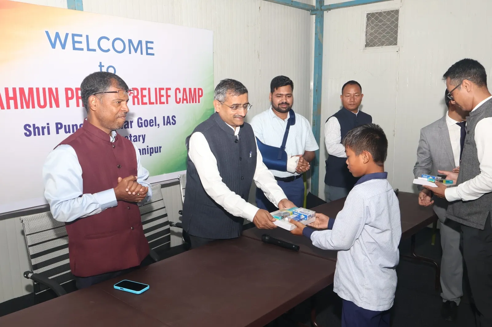 How is the Manipur Government Resettling Displaced Individuals?