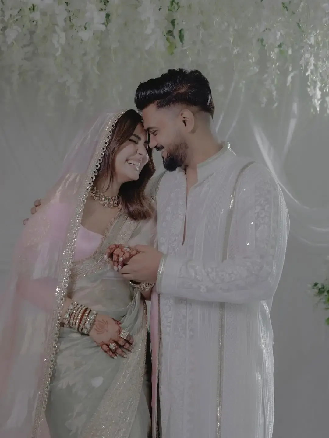 Did Manish Malhotra Create a Stunning Handwoven Ensemble for Hina Khan and Rocky Jaiswal's Wedding?