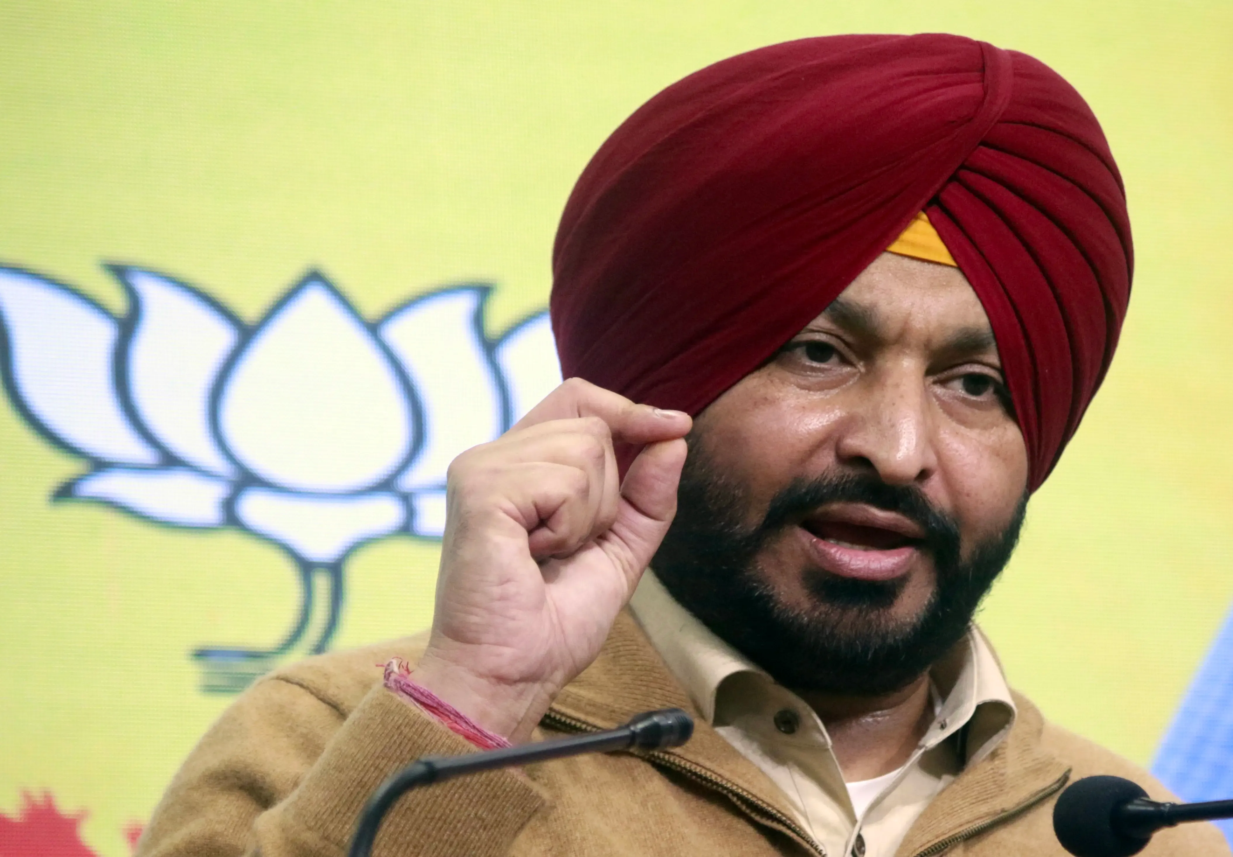 Ravneet Singh Bittu Questions Manish Sisodia's Rs 1.4 Cr Education Loan Tied to Punjab MPs