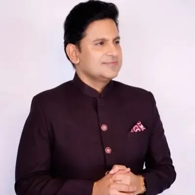 Manoj Muntashir Shukla Issues Stern Warning to Jio Studios