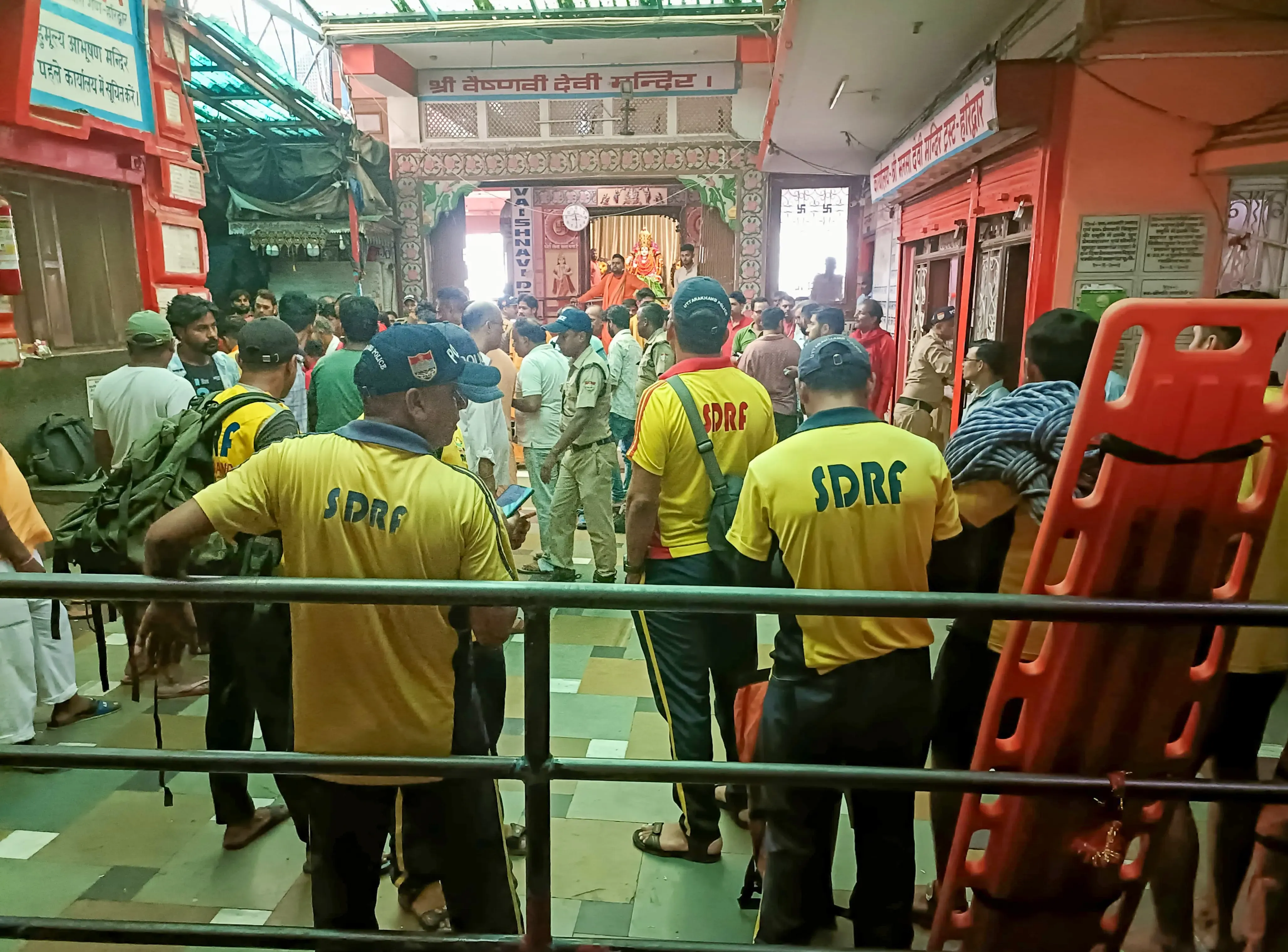 क्या मनसा देवी मंदिर में भगदड़ से हुई जानमाल की हानि के पीछे कोई लापरवाही थी?
