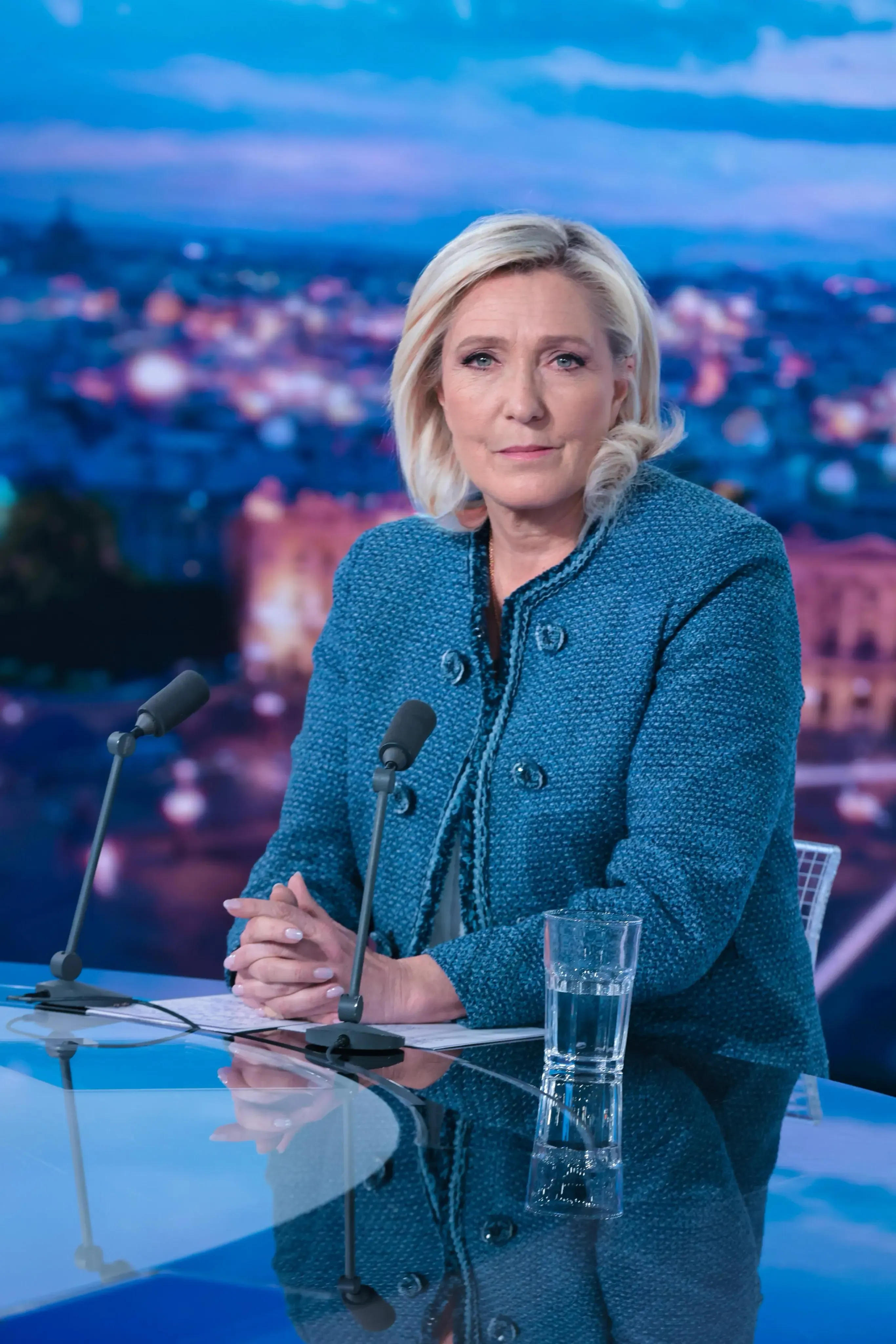 Marine Le Pen Disqualified from French Presidential Race; Far-Right Leaders Criticize Ruling