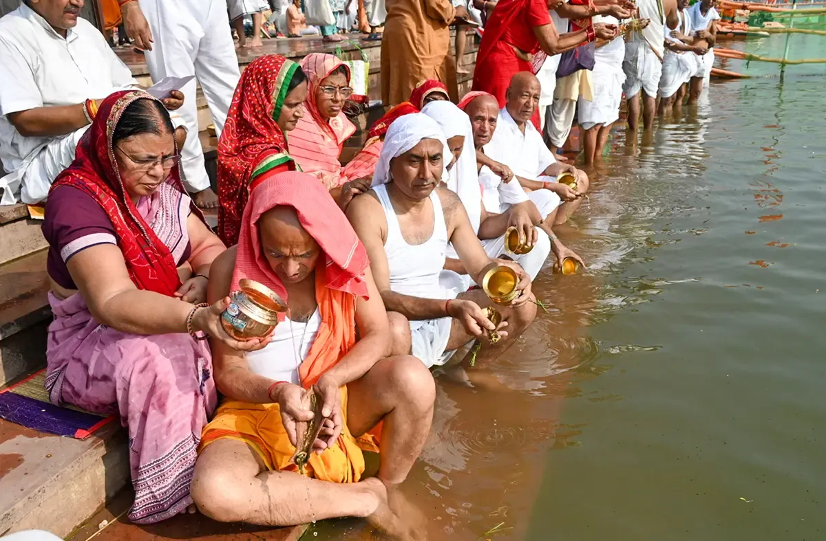 क्या माता सीता का श्राप और पिंडदान की पवित्रता गयाजी की अनूठी महिमा है?