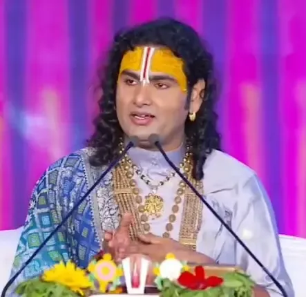 क्या मीडिया ने कथावाचक अनिरुद्धाचार्य की बात को तोड़-मरोड़कर पेश किया?