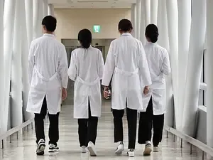 Medical School Deans in South Korea Dismiss Extra Leave Requests Amid Quota Controversy
