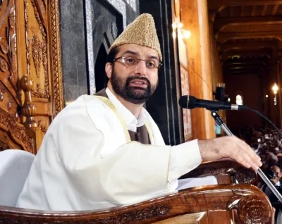Why is Mirwaiz Umar Farooq Under House Arrest in Srinagar?