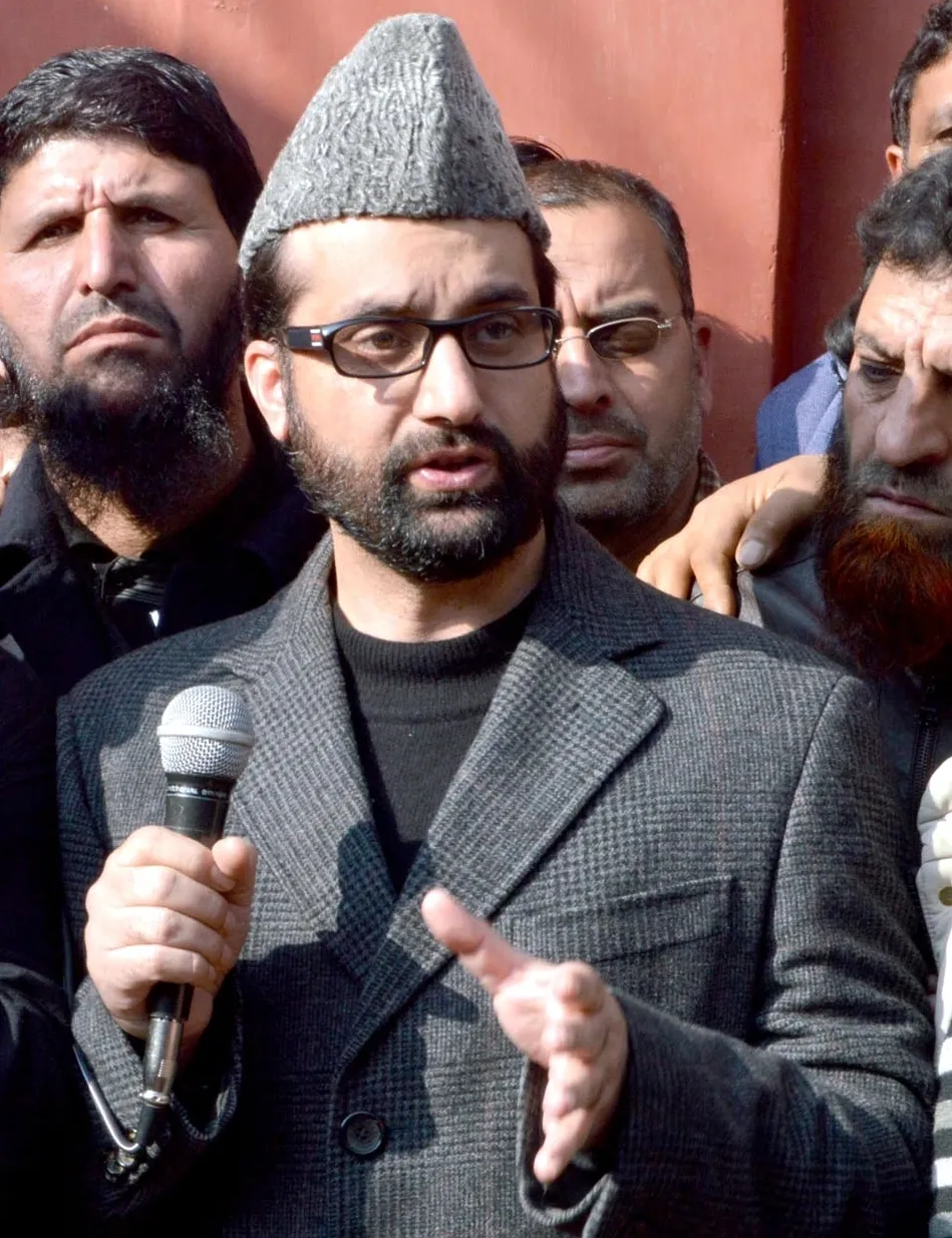 Why Was Mirwaiz Umar Farooq Placed Under House Arrest in Srinagar?