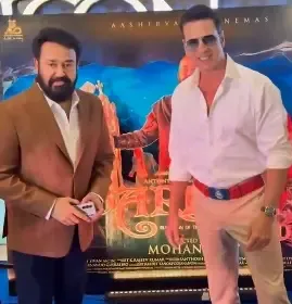 Mohanlal Embraces Akshay Kumar at the Launch of 'Barroz' Trailer