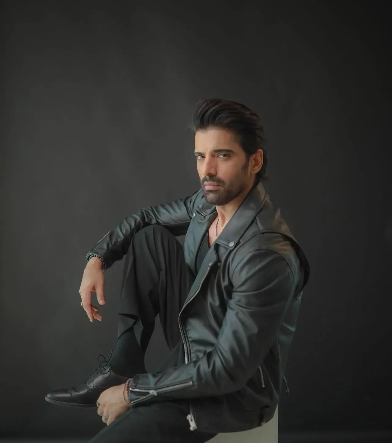 Mohit Malik Feels No Hesitation Portraying a Gay Character in 'Chamak'