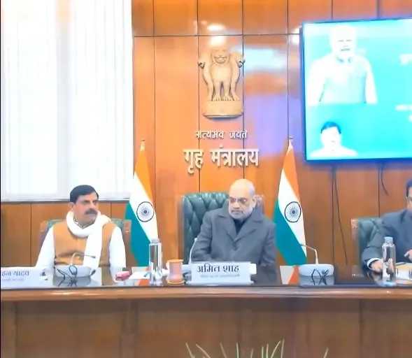 Madhya Pradesh CM Reviews New Criminal Laws in Delhi