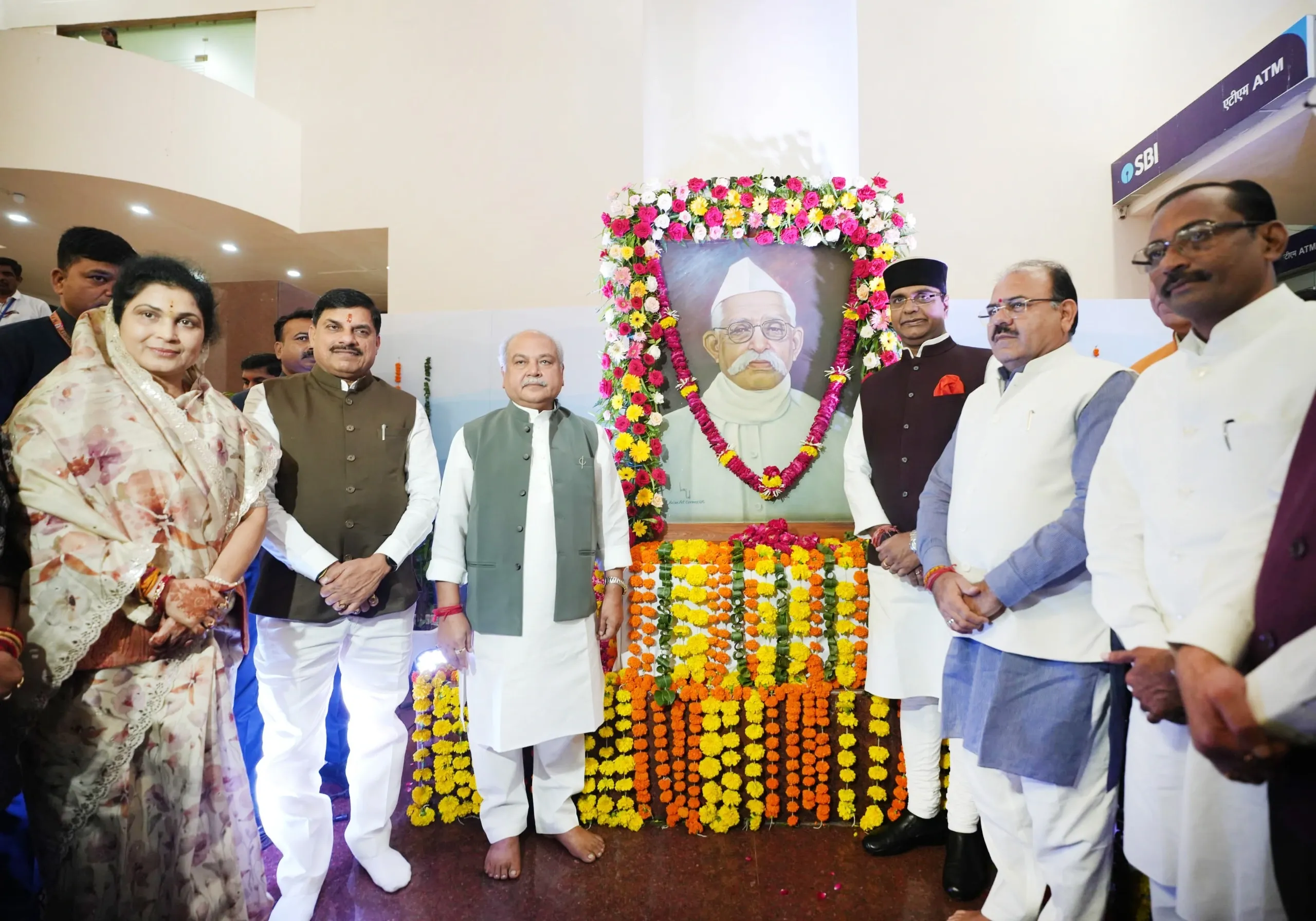 Did MP CM Mohan Yadav Honor the State's First Chief Minister While Congress Stays Away?