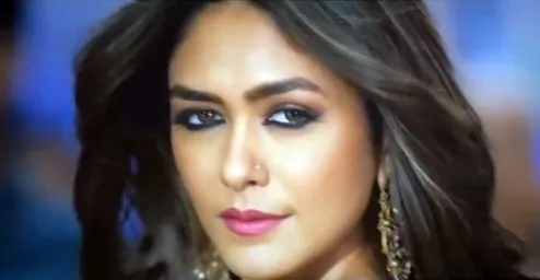 Is Mrunal Thakur’s ‘little ritual’ of watching films with fans really ‘real magic’?