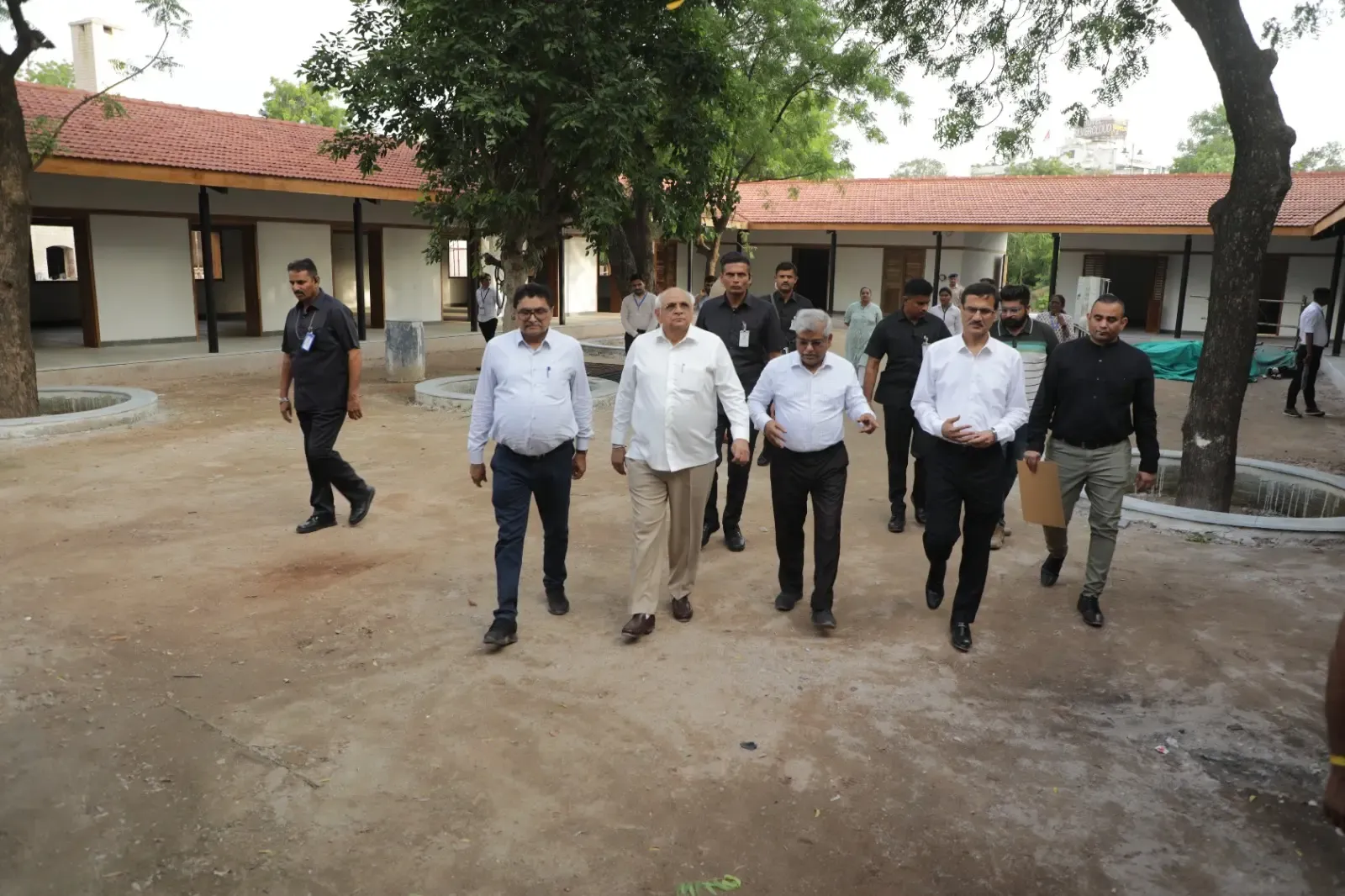 क्या मुख्यमंत्री भूपेंद्र पटेल ने साबरमती आश्रम पुनर्विकास परियोजना का निरीक्षण किया?