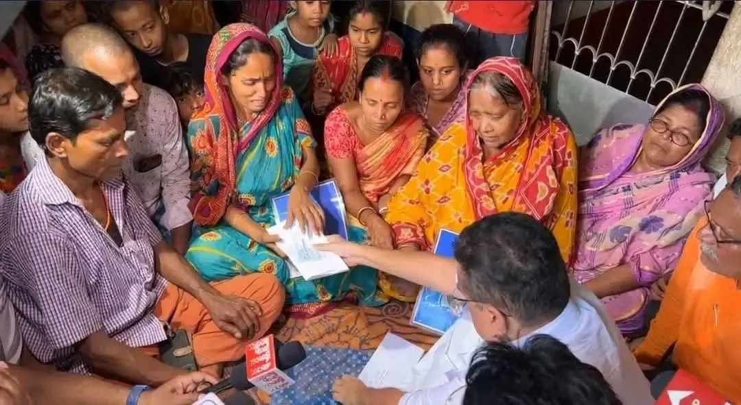 Murshidabad Unrest: Family Accepts Leader of Opposition's Compensation After Rejecting State Aid