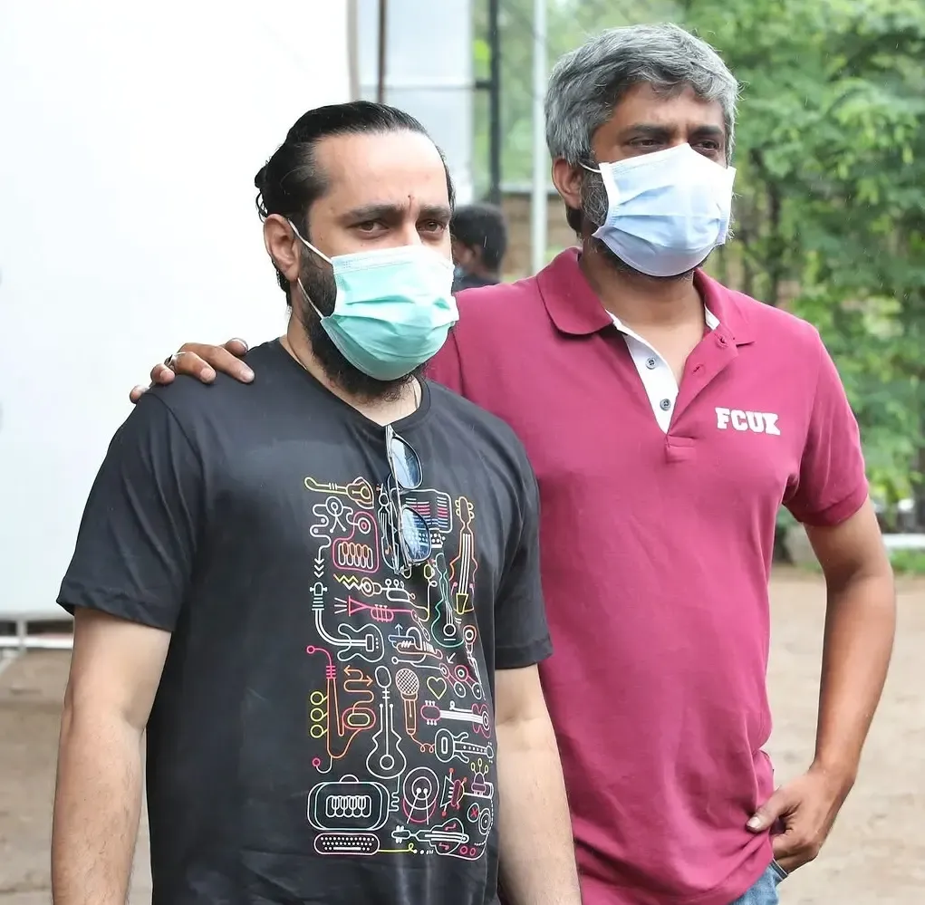 Music Director Vishal Chandrashekar Celebrates Hanu Raghavapudi's Birthday with Heartfelt Tribute