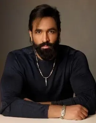 Actor Vishnu Manchu's Spiritual Journey to Jyothirlingas