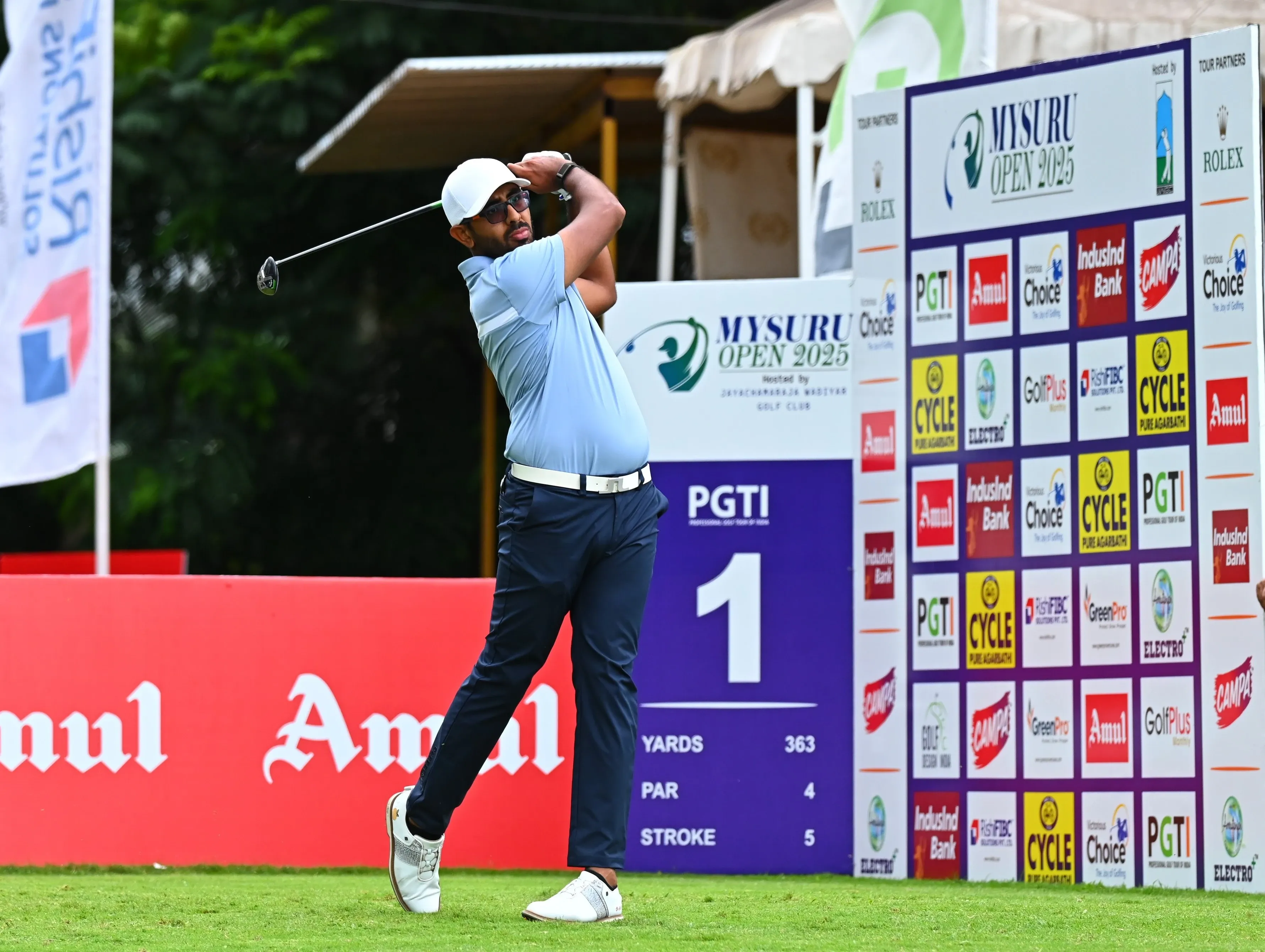 Can Yuvraj Sandhu Secure His Lead at the Mysuru Open?