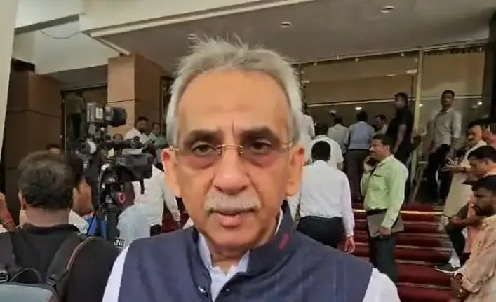 क्या नाना पटोले को महाराष्ट्र के किसानों की आवाज उठाने की मिली सजा?