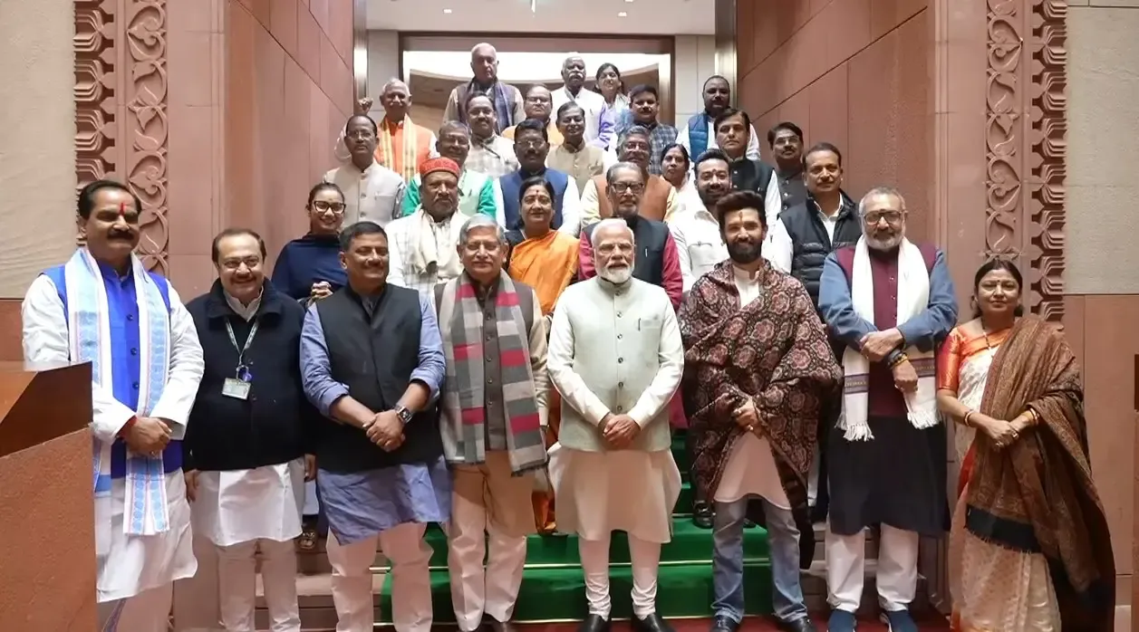 Bihar's NDA MPs Express Gratitude to PM Modi with Traditional Gifts