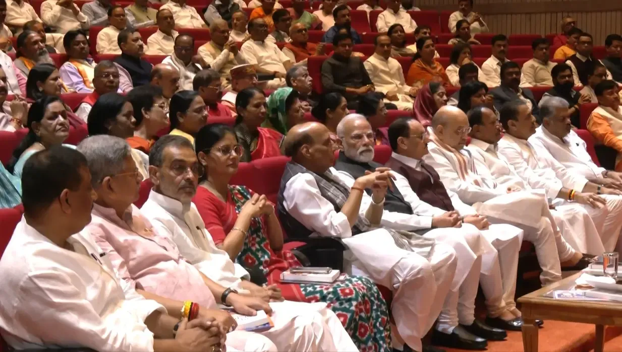 क्या एनडीए संसदीय दल की बैठक में 'ऑपरेशन सिंदूर' को लेकर प्रस्ताव पारित हुआ?