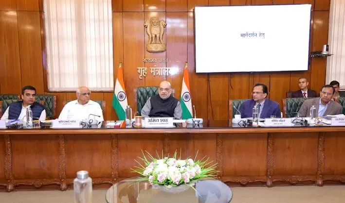Amit Shah Proposes Forensic Vans for Gujarat Districts