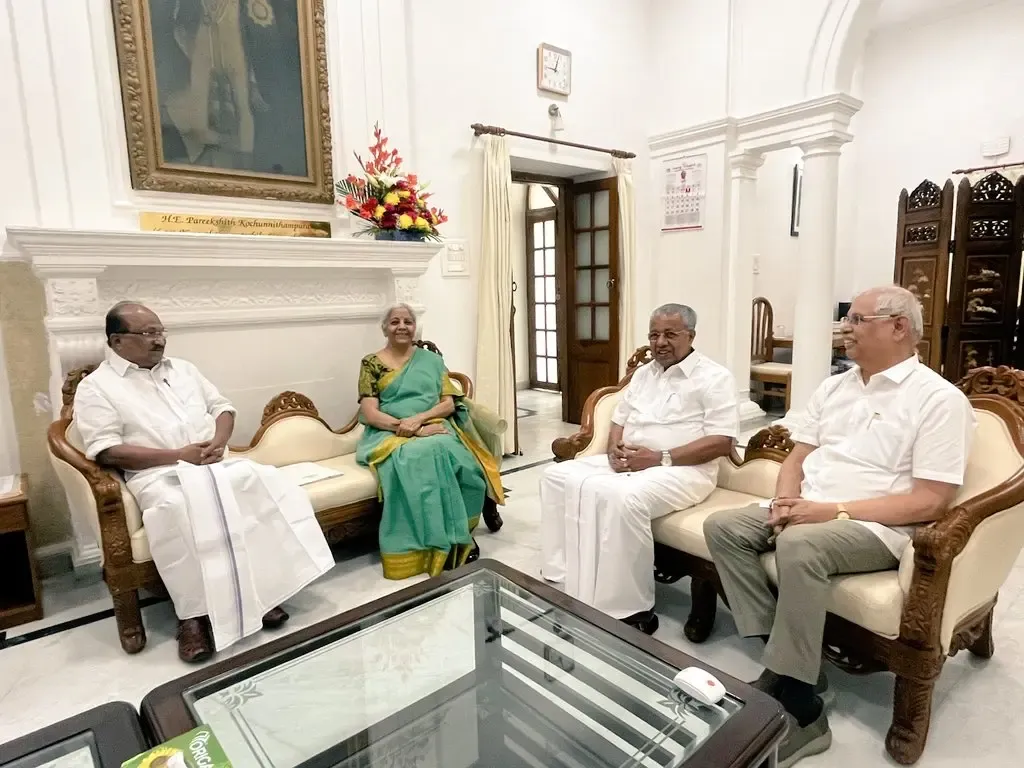 New Kerala Governor Embraces Collaborative Spirit, Hosts CM Vijayan and FM Sitharaman in Delhi