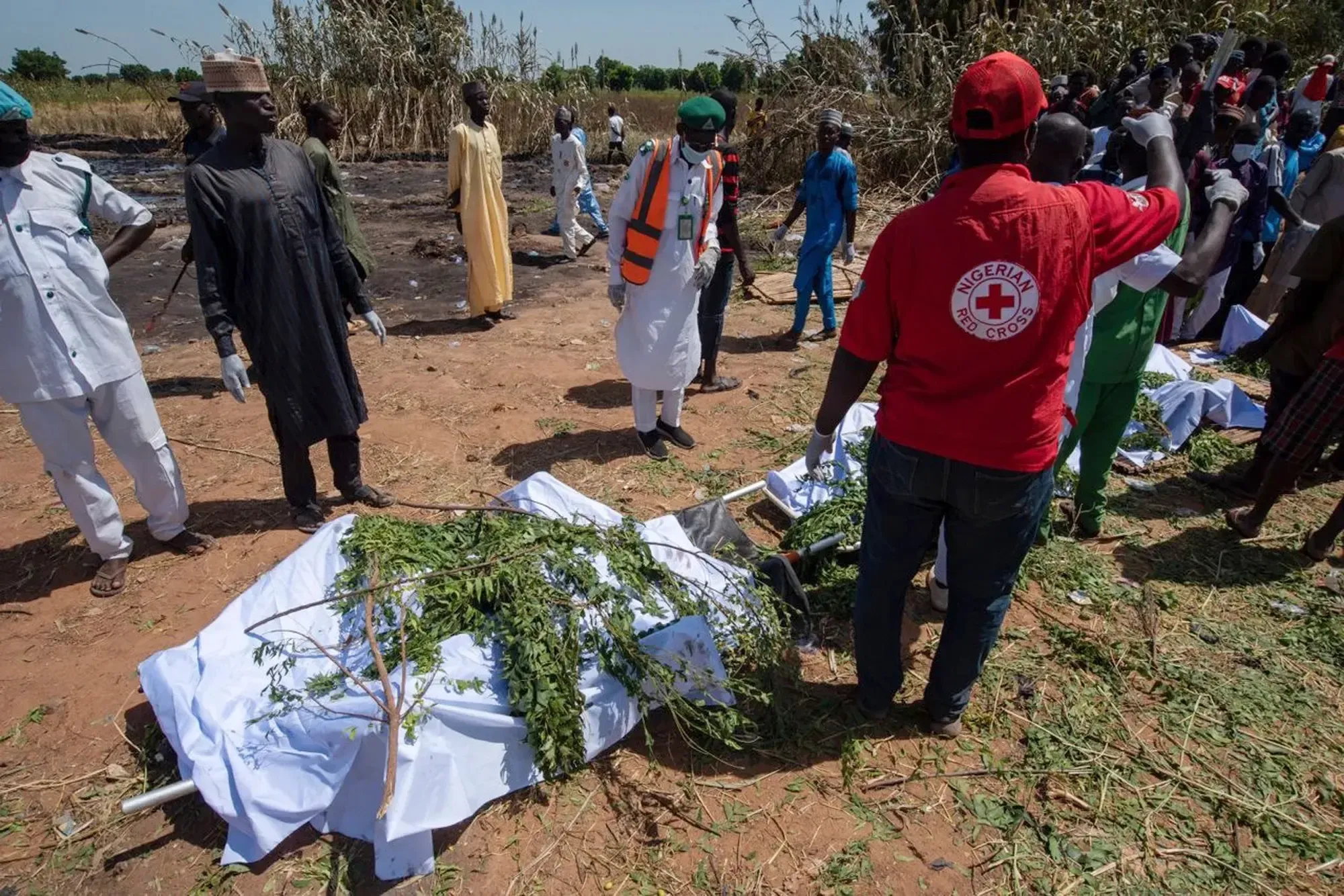 Nigeria Conducts Collective Funeral for Victims of Gasoline Tanker Blast as Death Toll Reaches 86
