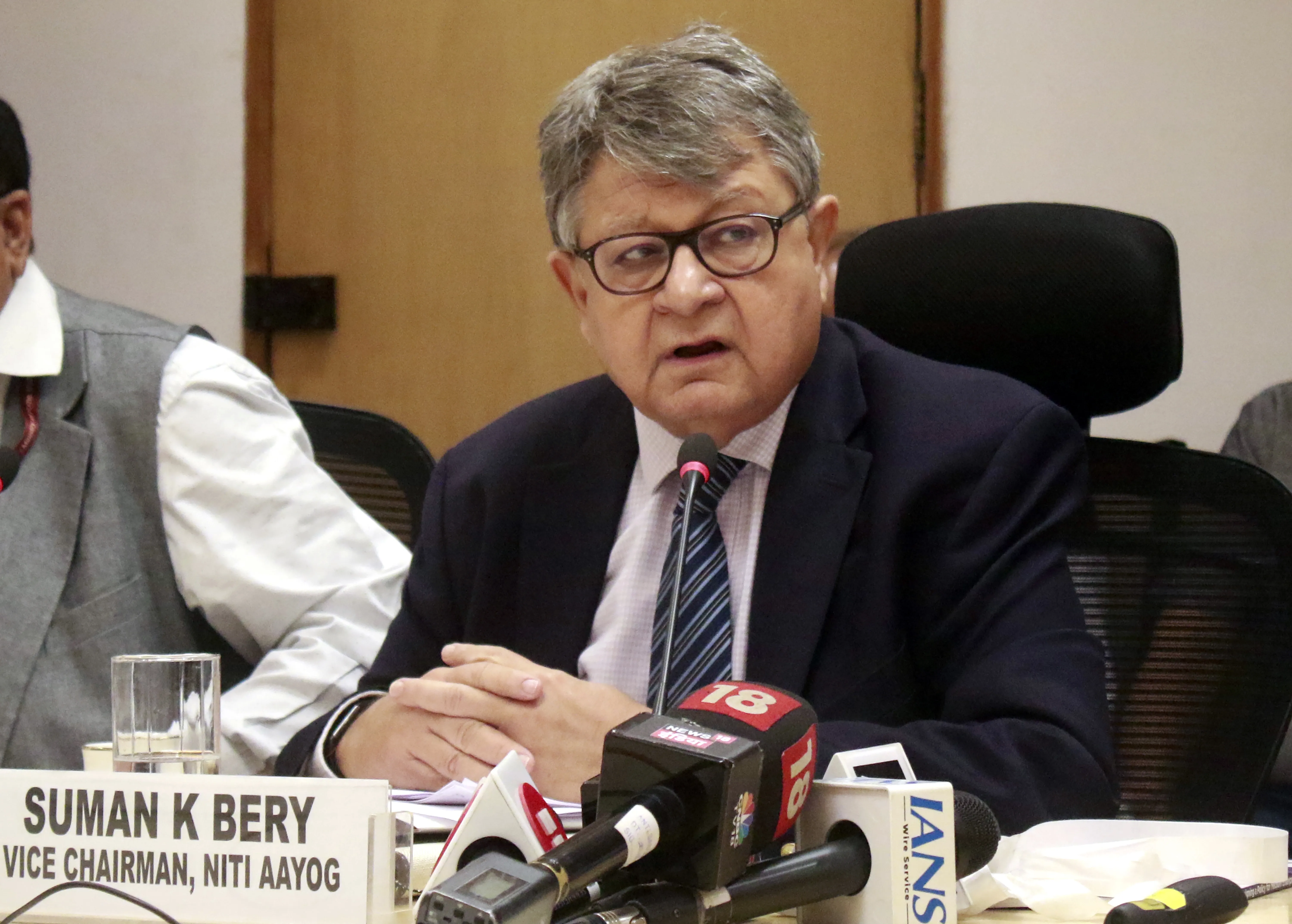 How is NITI Aayog Transforming Medium Enterprises with a New 6-Point Road Map?