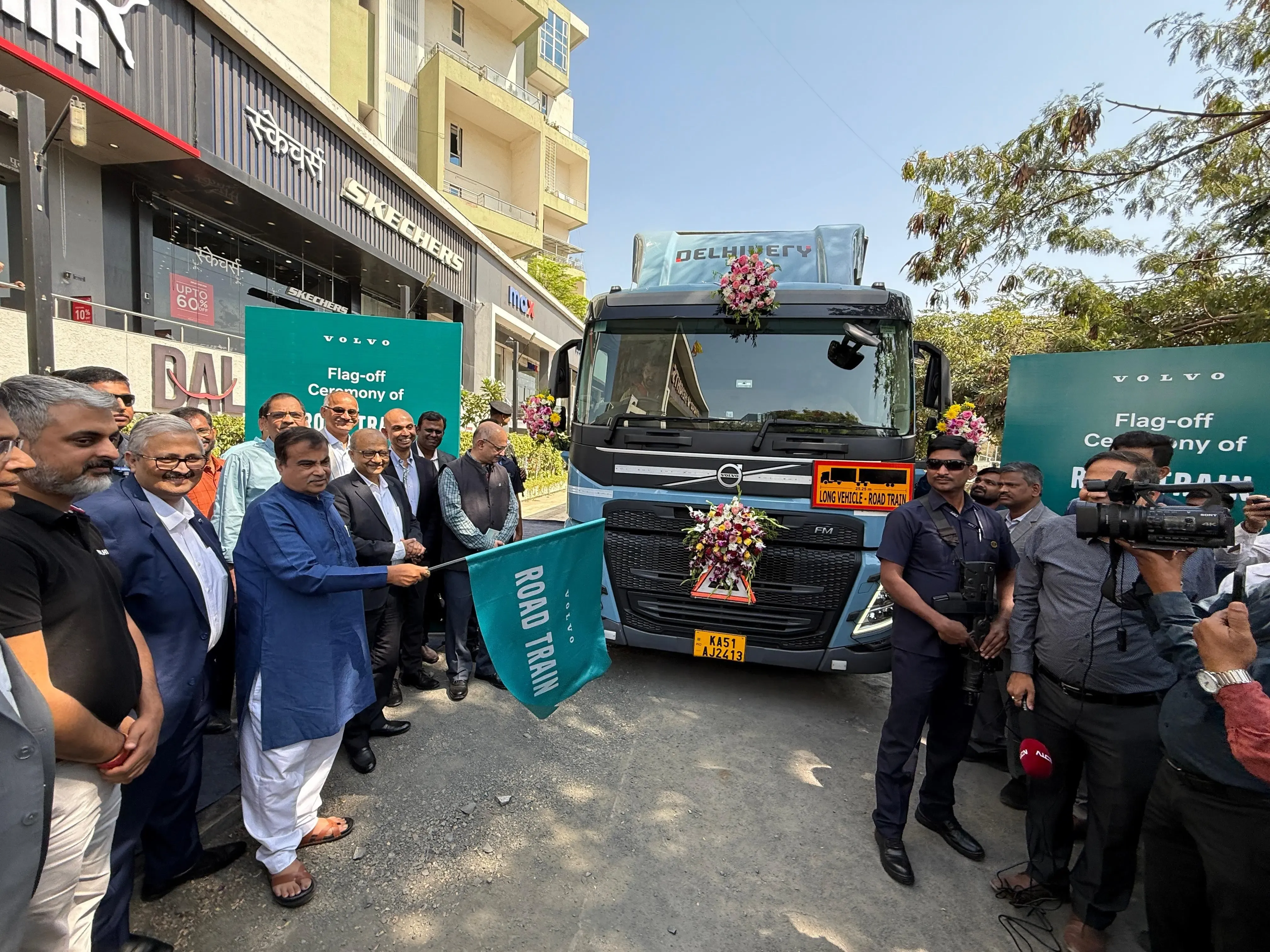 Nitin Gadkari Launches India's First 'Road Train' for Long-Distance Transport
