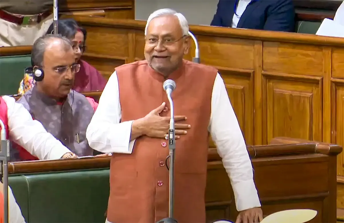 Nitish Kumar Asserts His Role in Lalu Yadav's 1990 CM Appointment