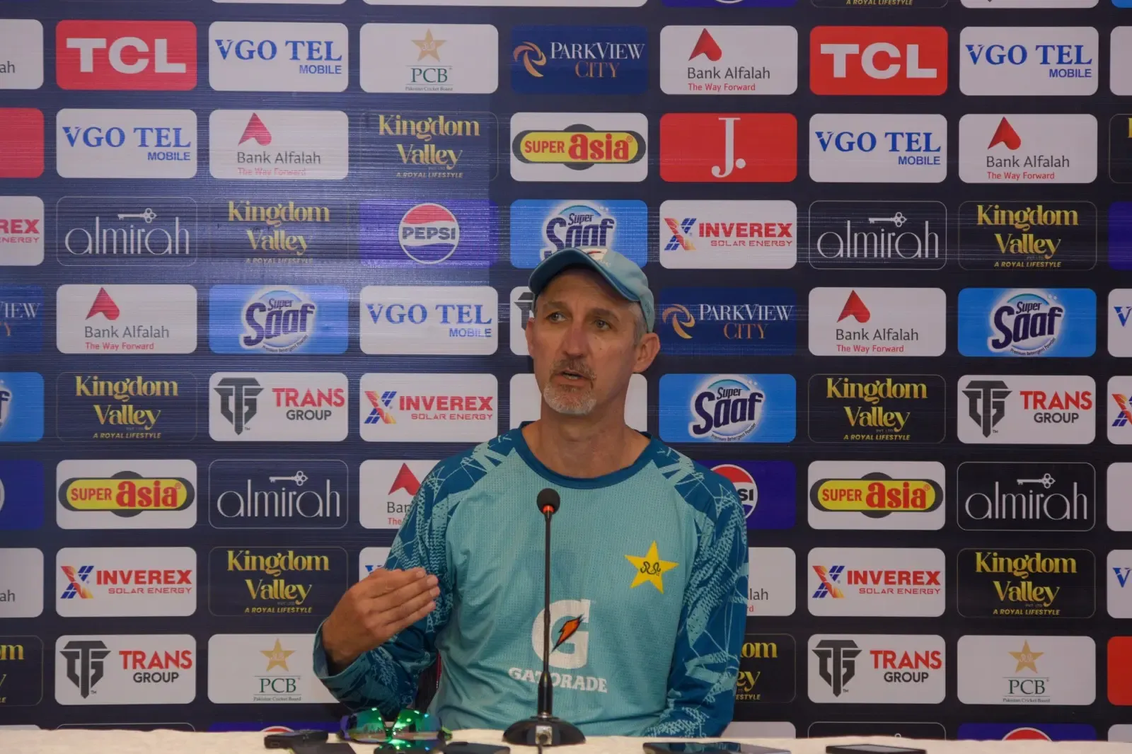 Gillespie Explains His Departure as Pakistan Coach Due to Lack of Communication