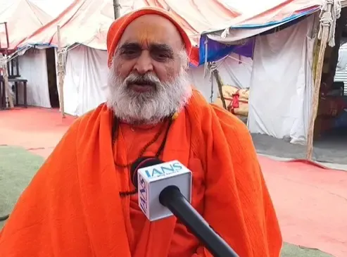 No Threat to Sanatan Dharma: Strong Leadership of CM Yogi and PM Modi Safeguards Its Integrity, Says Mahant Ramratan (IANS Interview)